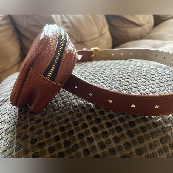 Steve Madden | Belt Bag - Picture 6 of 15